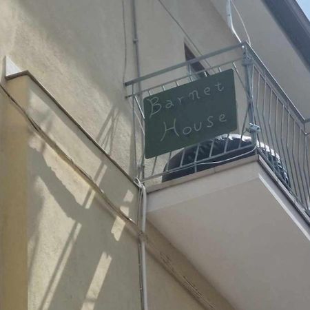 Apartmán Barnet House Lamezia Lamezia Terme Exteriér fotografie